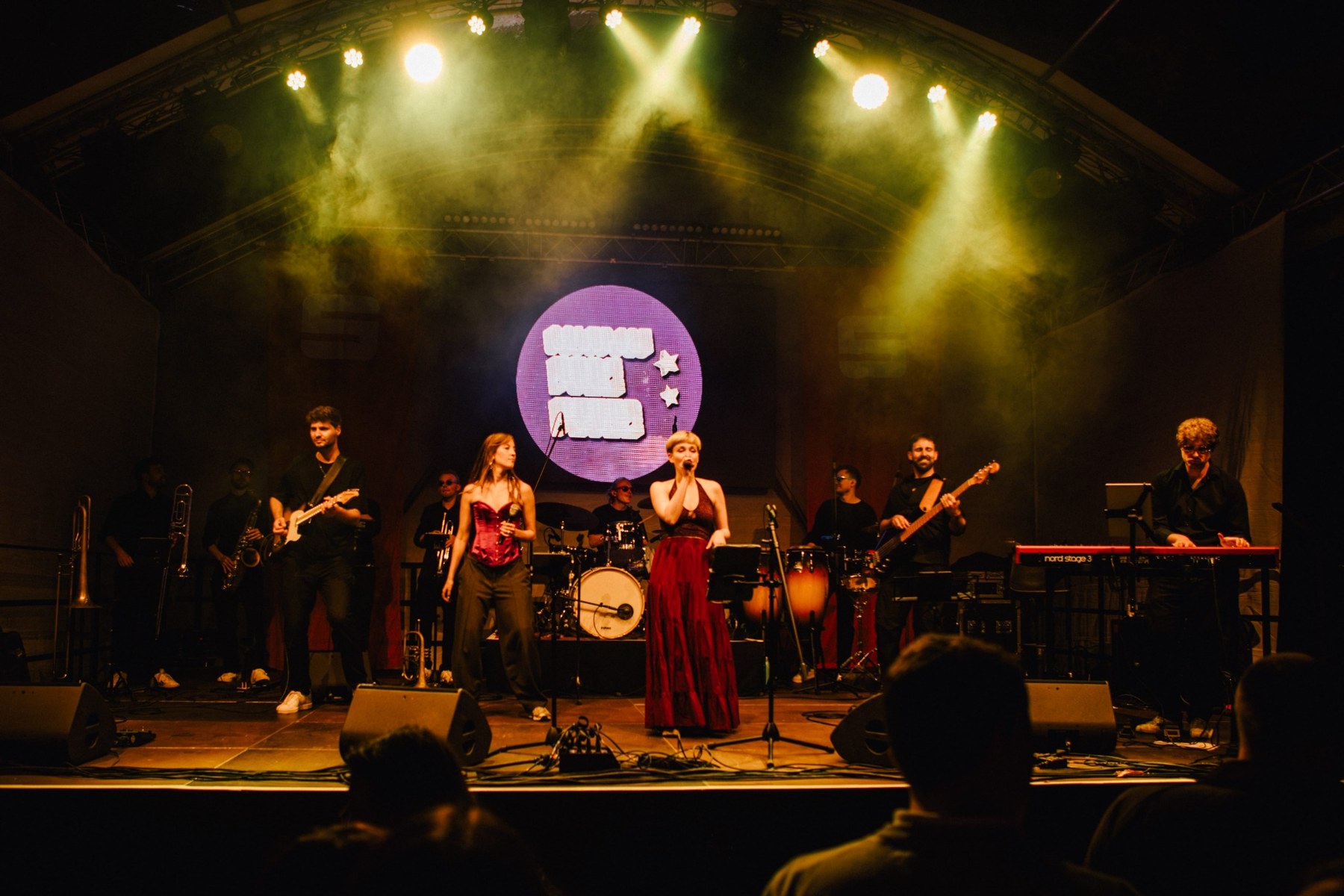 Saturday Funk Fever live auf der Bühne